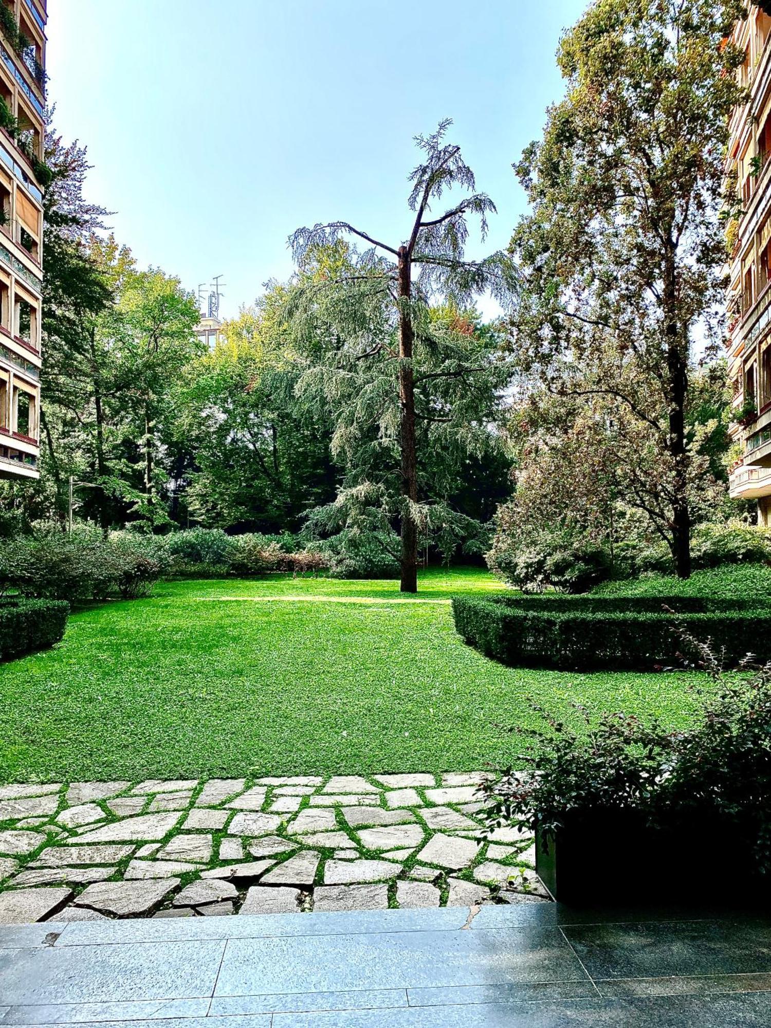 Turati 3 Apartment Milan Bagian luar foto